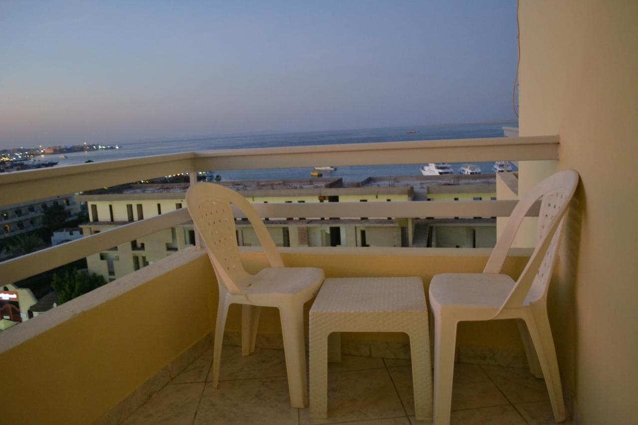 Dexon Roma Hotel Hurghada Exteriör bild