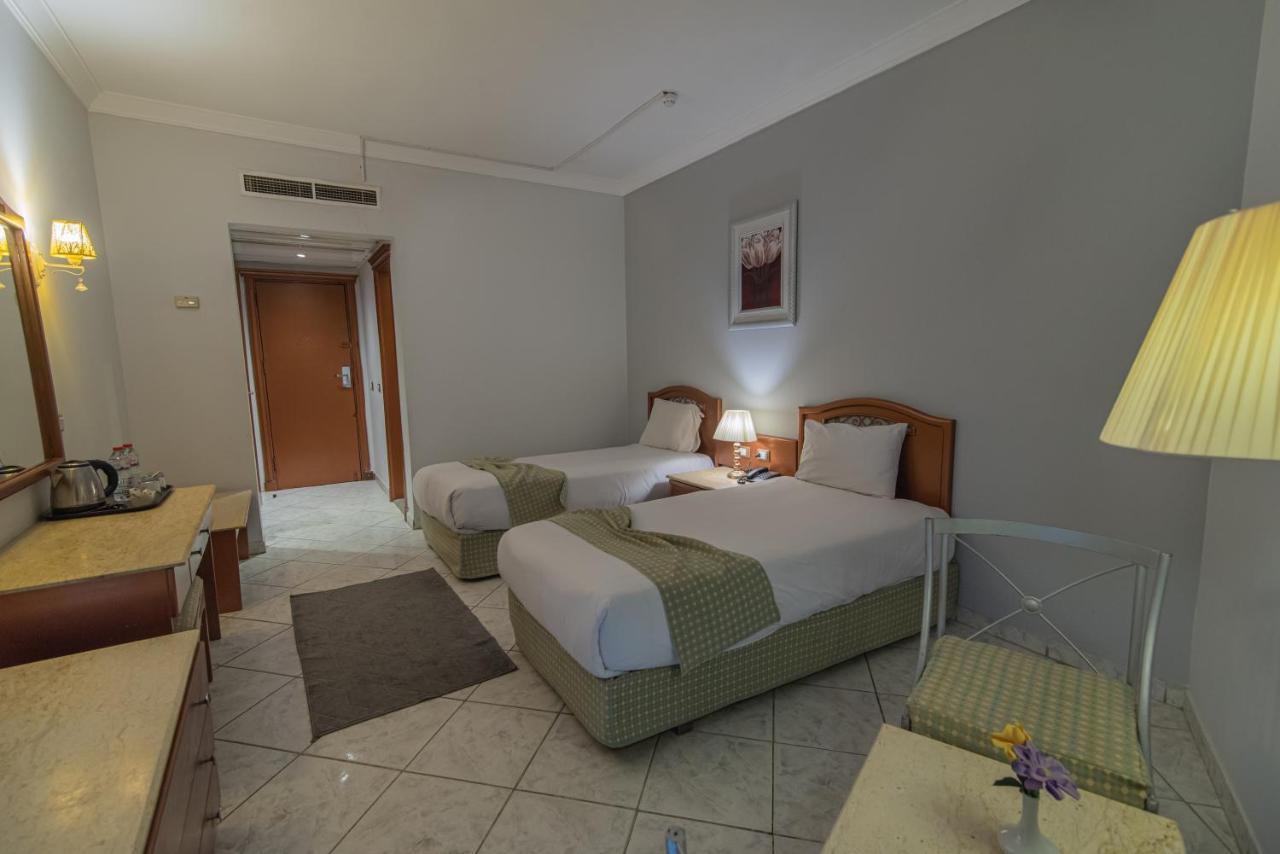 Dexon Roma Hotel Hurghada Exteriör bild
