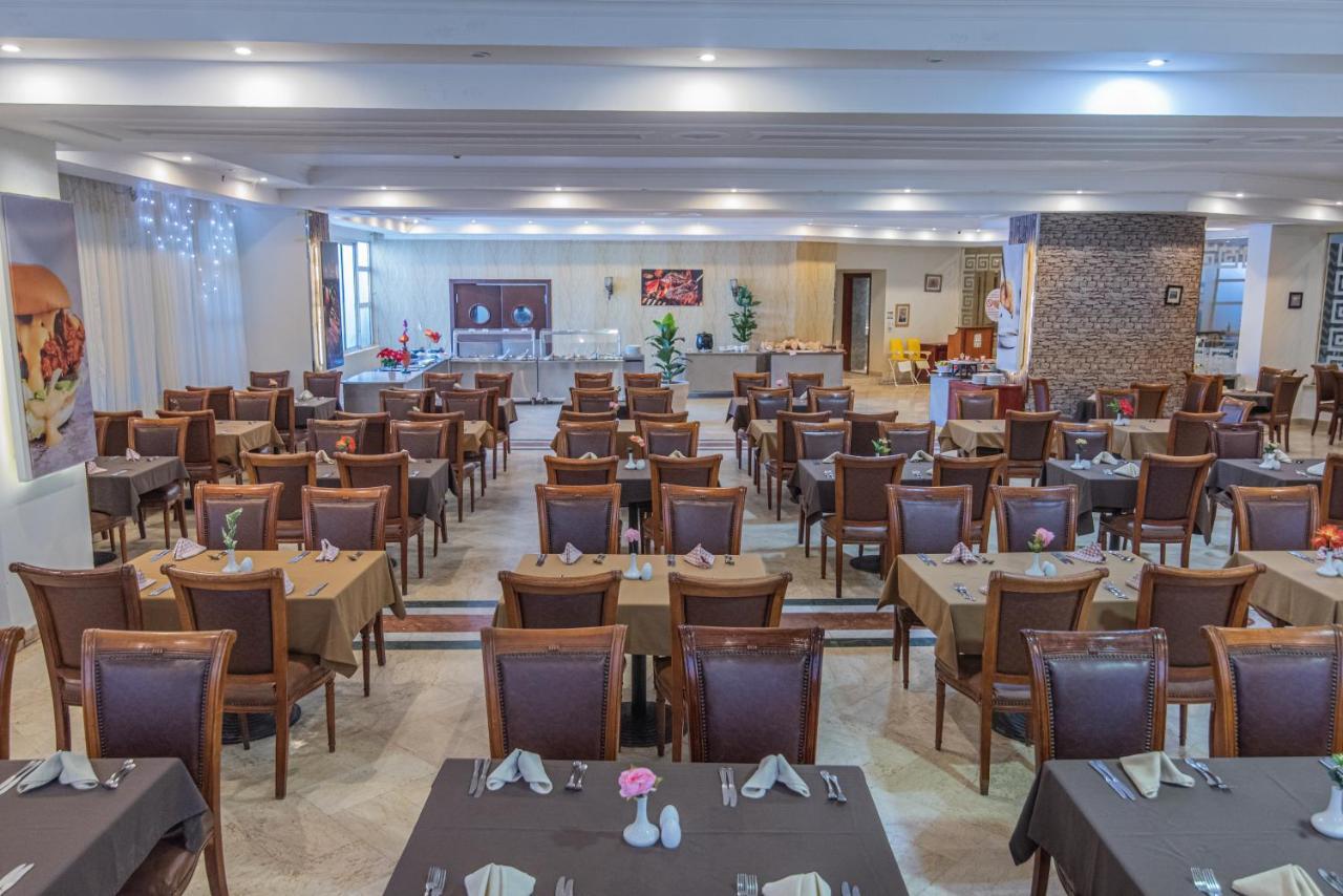 Dexon Roma Hotel Hurghada Exteriör bild