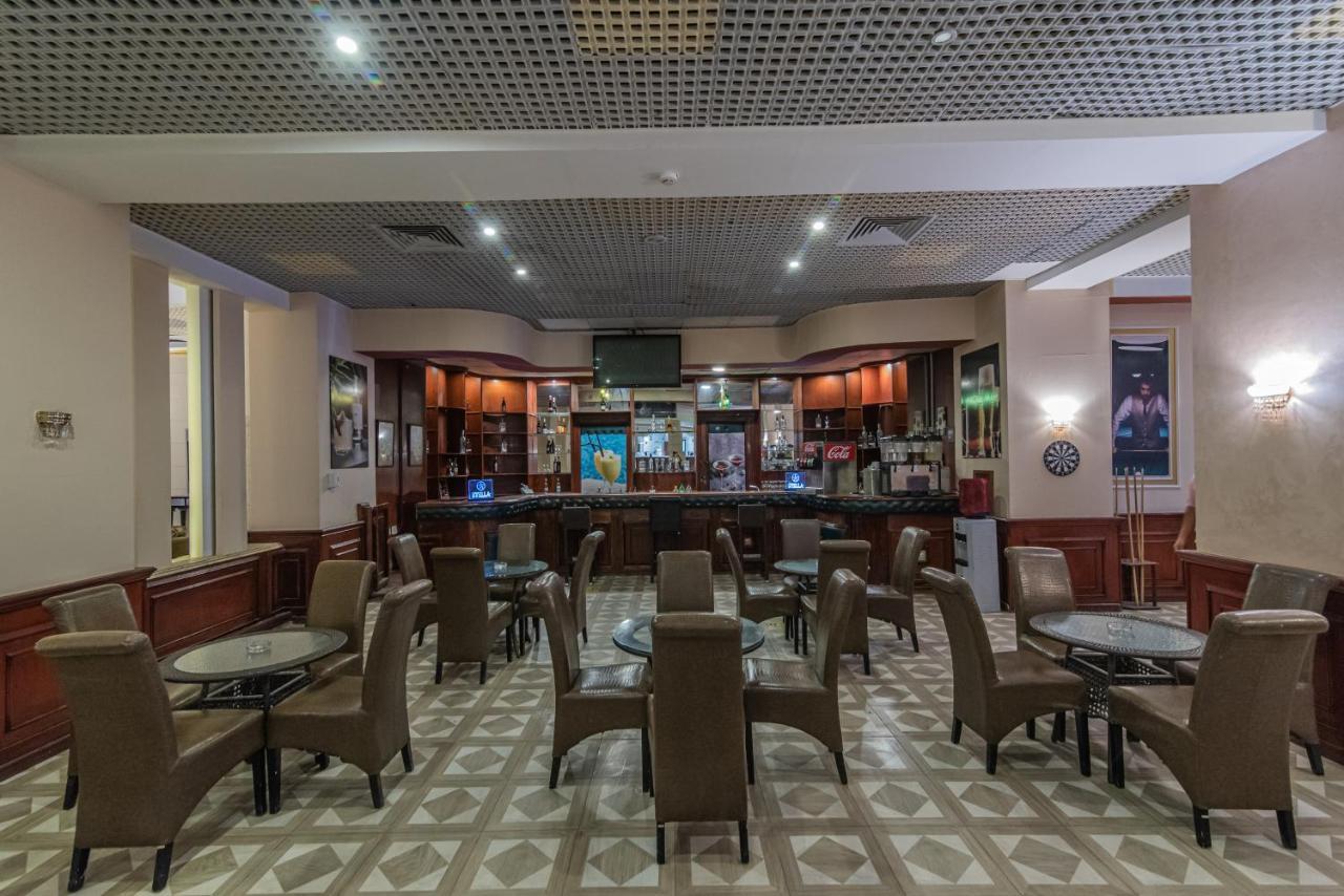 Dexon Roma Hotel Hurghada Exteriör bild