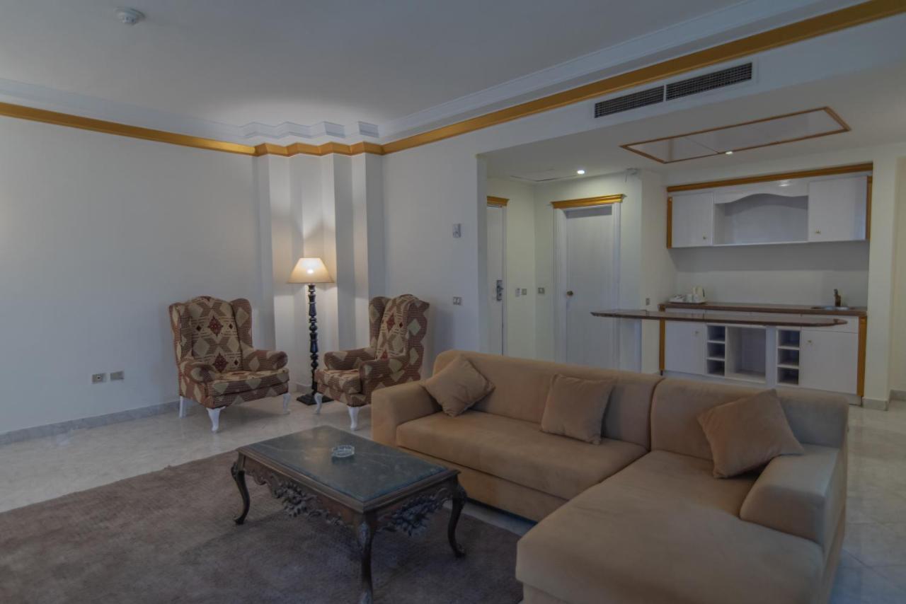Dexon Roma Hotel Hurghada Exteriör bild