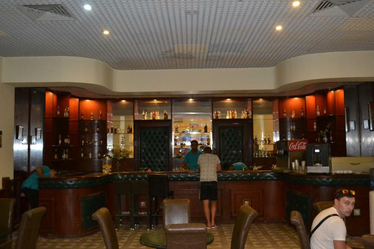 Dexon Roma Hotel Hurghada Exteriör bild