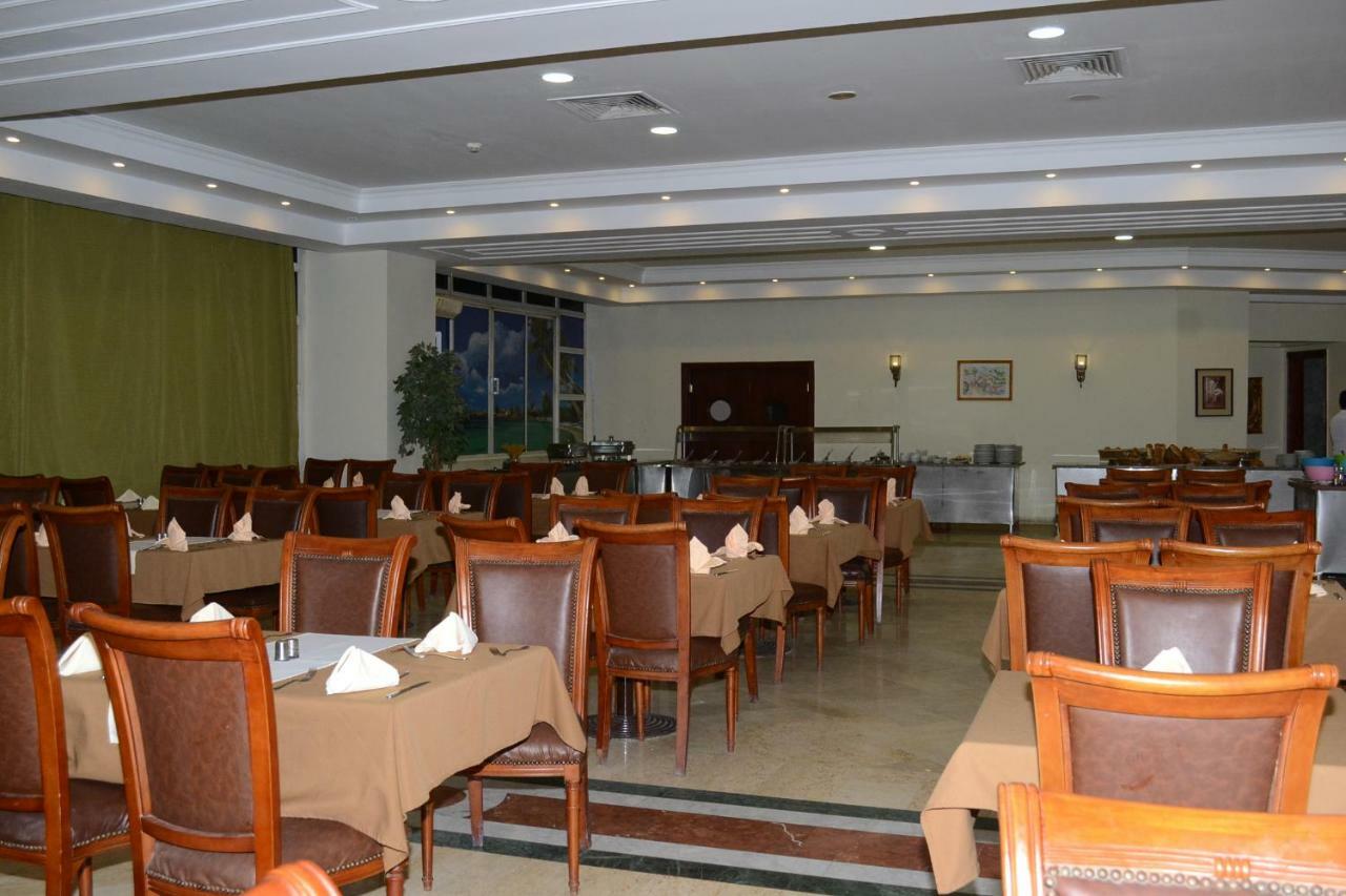 Dexon Roma Hotel Hurghada Exteriör bild